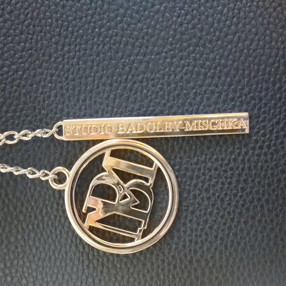 Black satchel - Picture 2 of 11